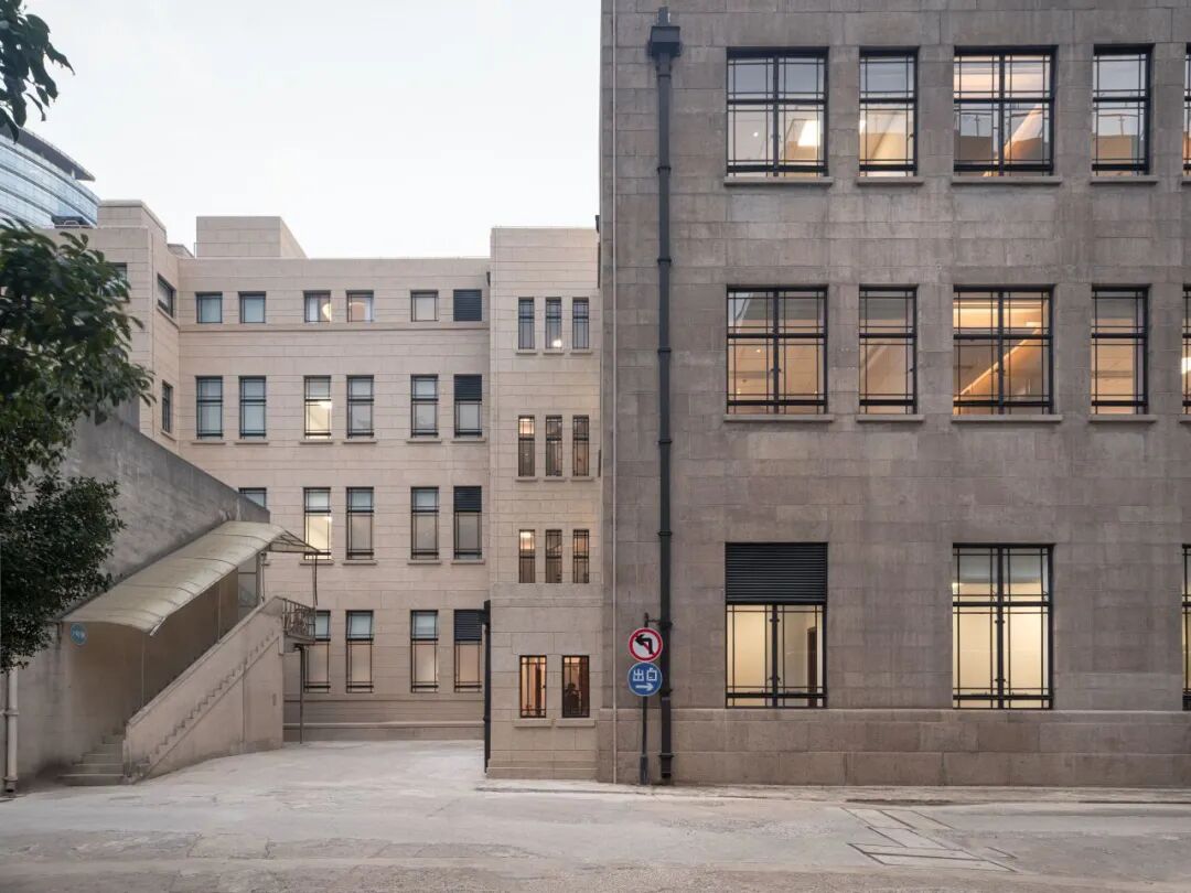 项目|功能重载，医脉传承——雷士德医学院修缮工程-38