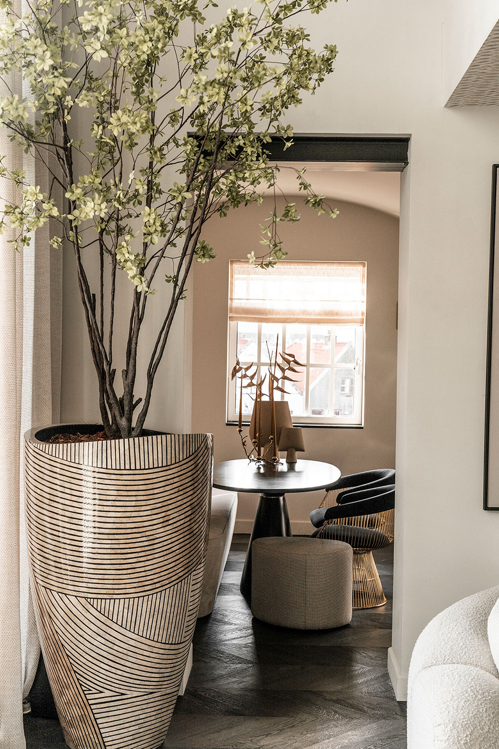 荷兰监狱变废为宝，时尚顶层公寓成设计佳作-6