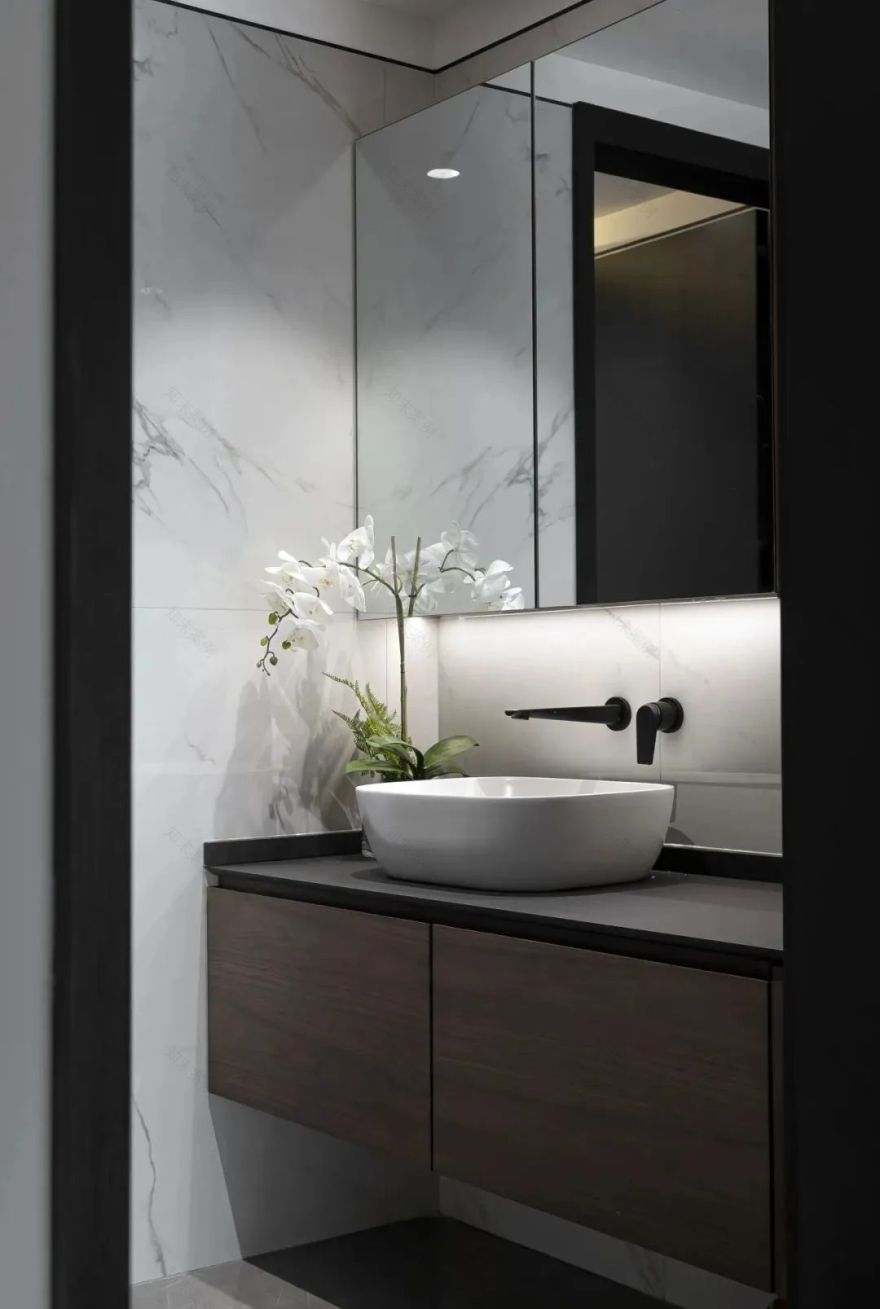 红与黑的碰撞 · 合肥万科时代之光住宅设计丨中国合肥丨黑白灰空间设计-51