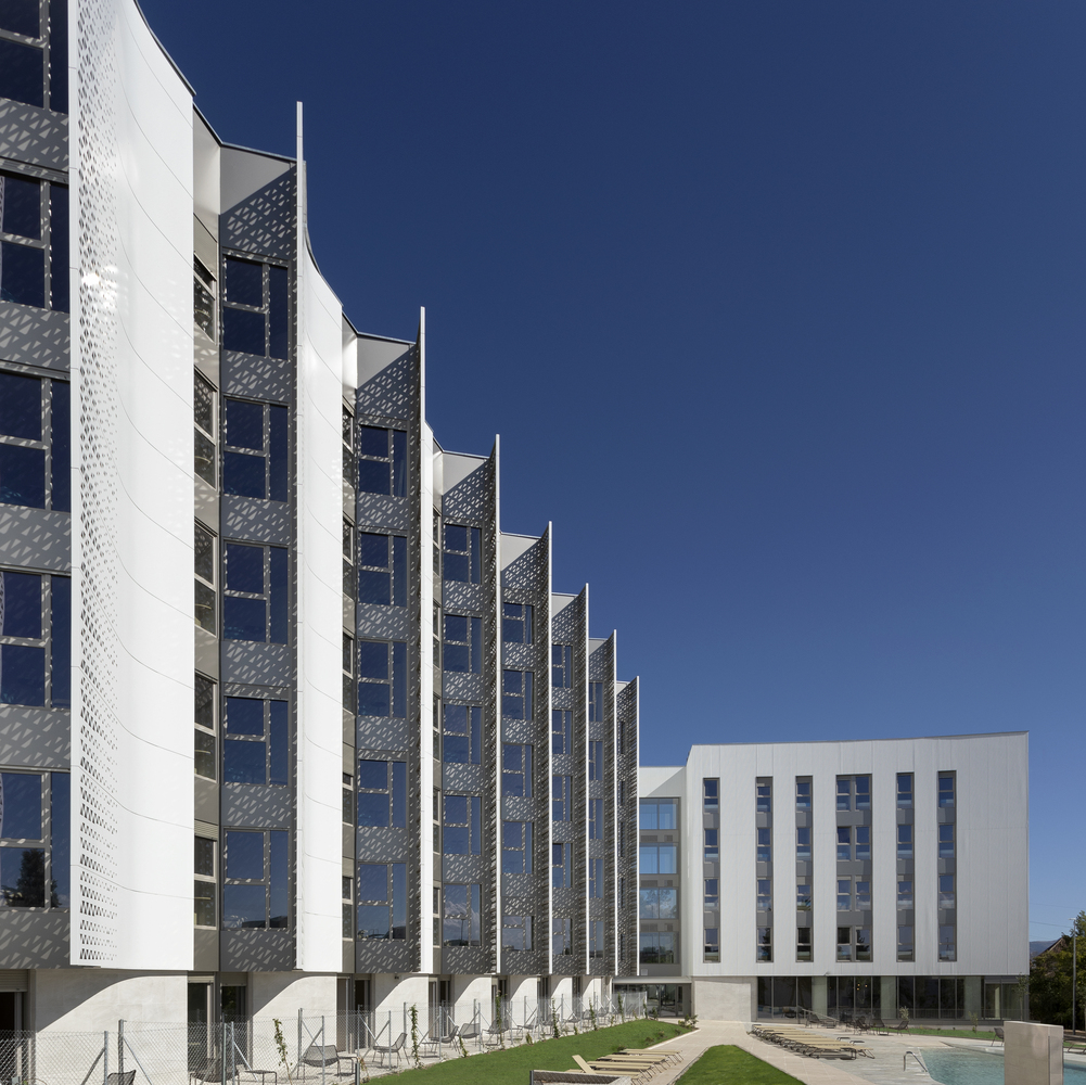 千面学生公寓丨西班牙格拉纳达丨Ana Lozano Atelier-12