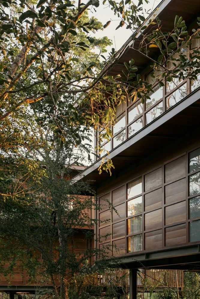 巴厘岛乌鲁瓦图树屋别墅丨印度丨Stilt Studios-12