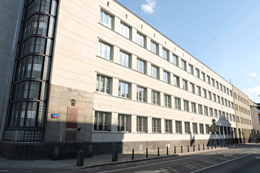 华沙波维什卢发电厂行政大楼外立面翻新丨波兰华沙-51