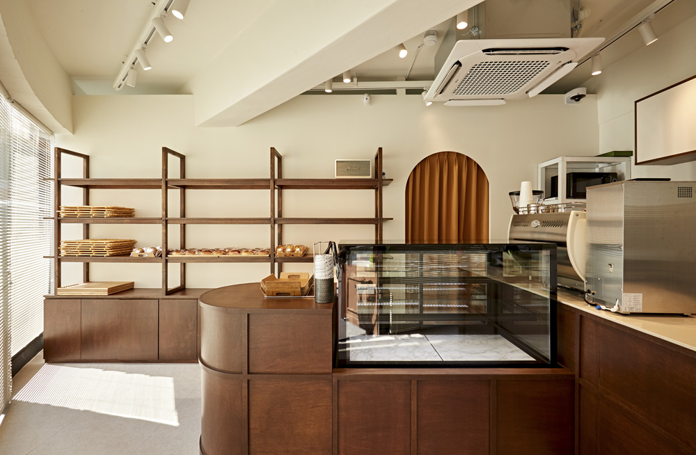 白色木纹的 15 平米贝克里公寓设计-2