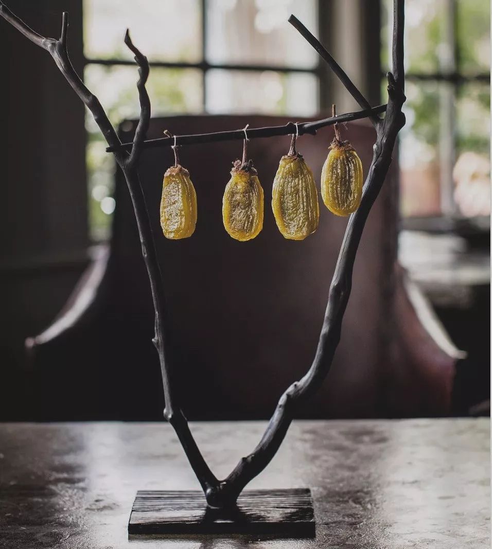 美国米其林三星大厨首家海外餐厅亮相深圳：奢侈是什么？  邵程-91