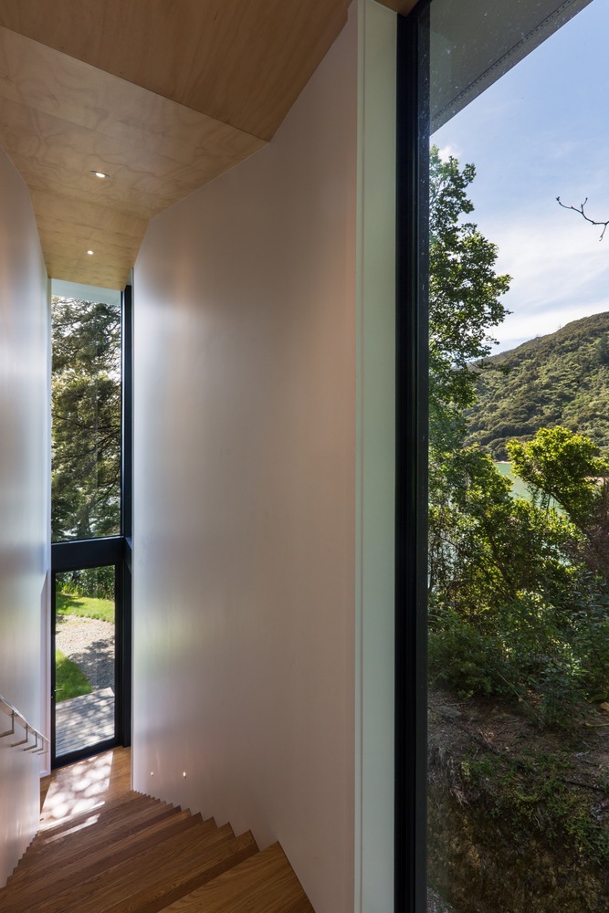 新西兰 Moetapu 度假屋 | 嵌入丛林的折叠式建筑-39