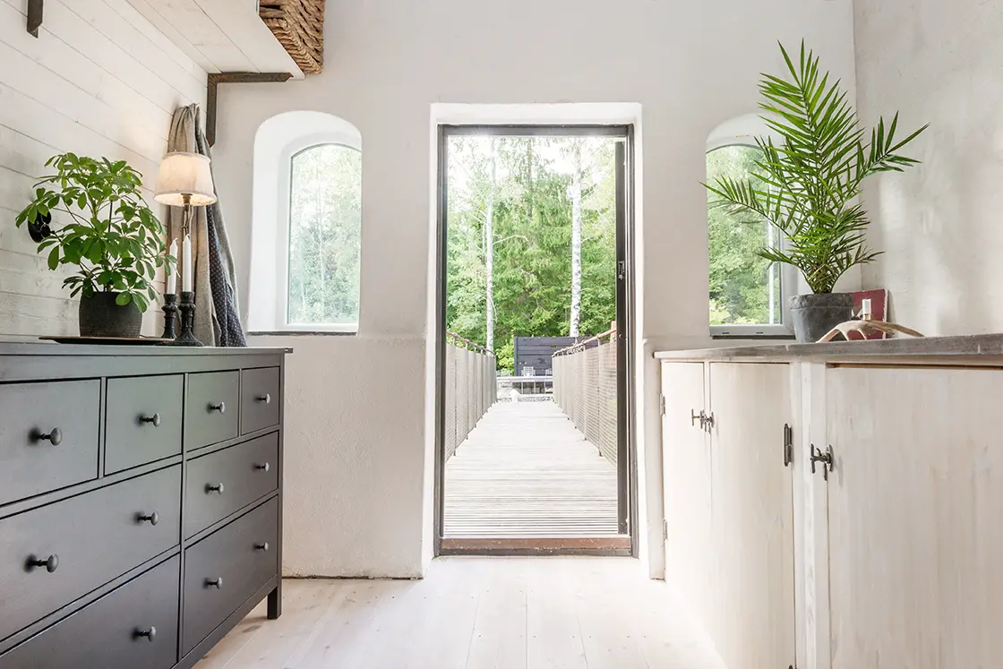 瑞典古老铸铁厂变身独特民宿-26