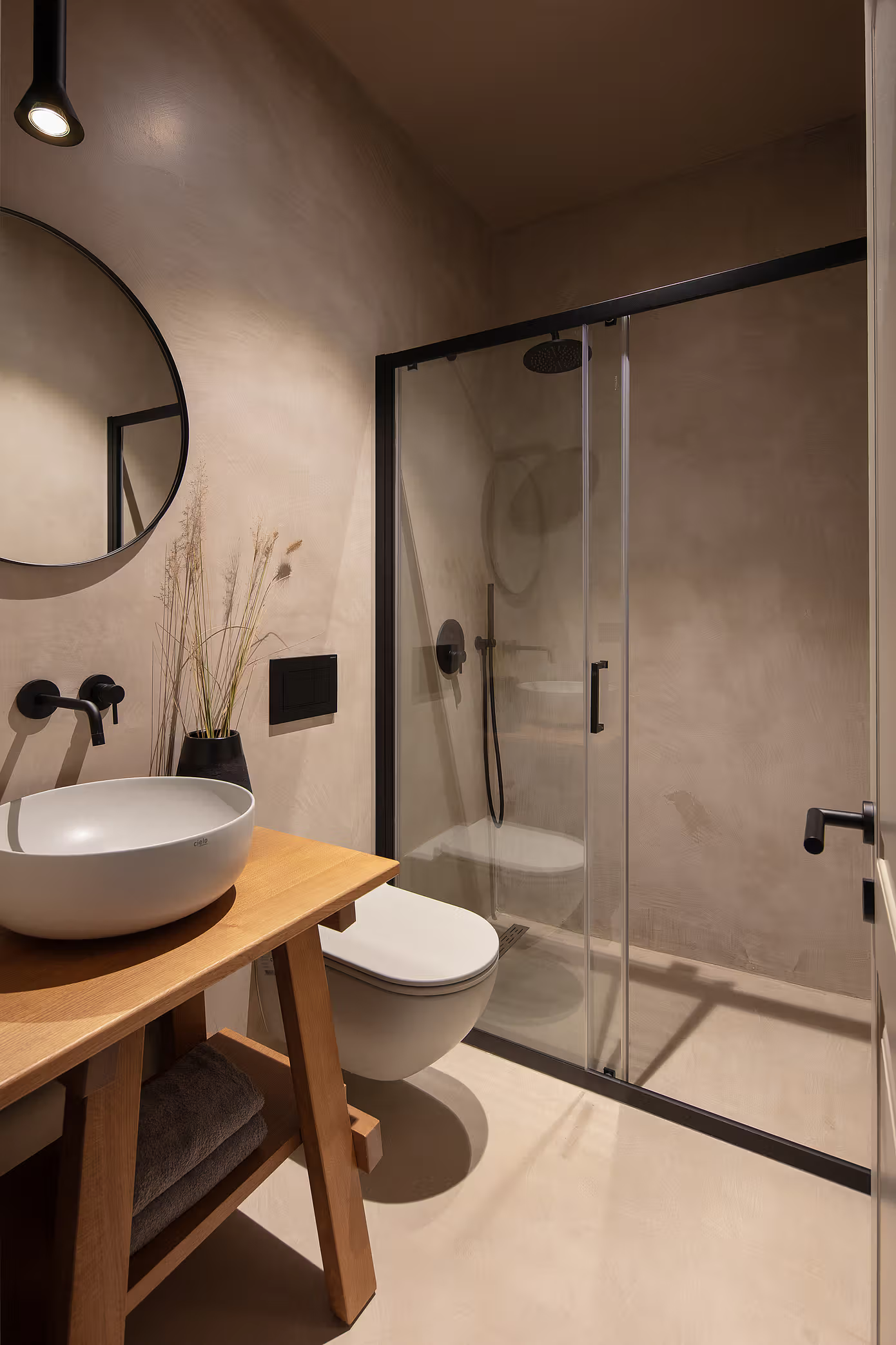 Sandro Uzila轻装而居山林小屋丨克罗地亚丨建筑师Sandro Uzila-25