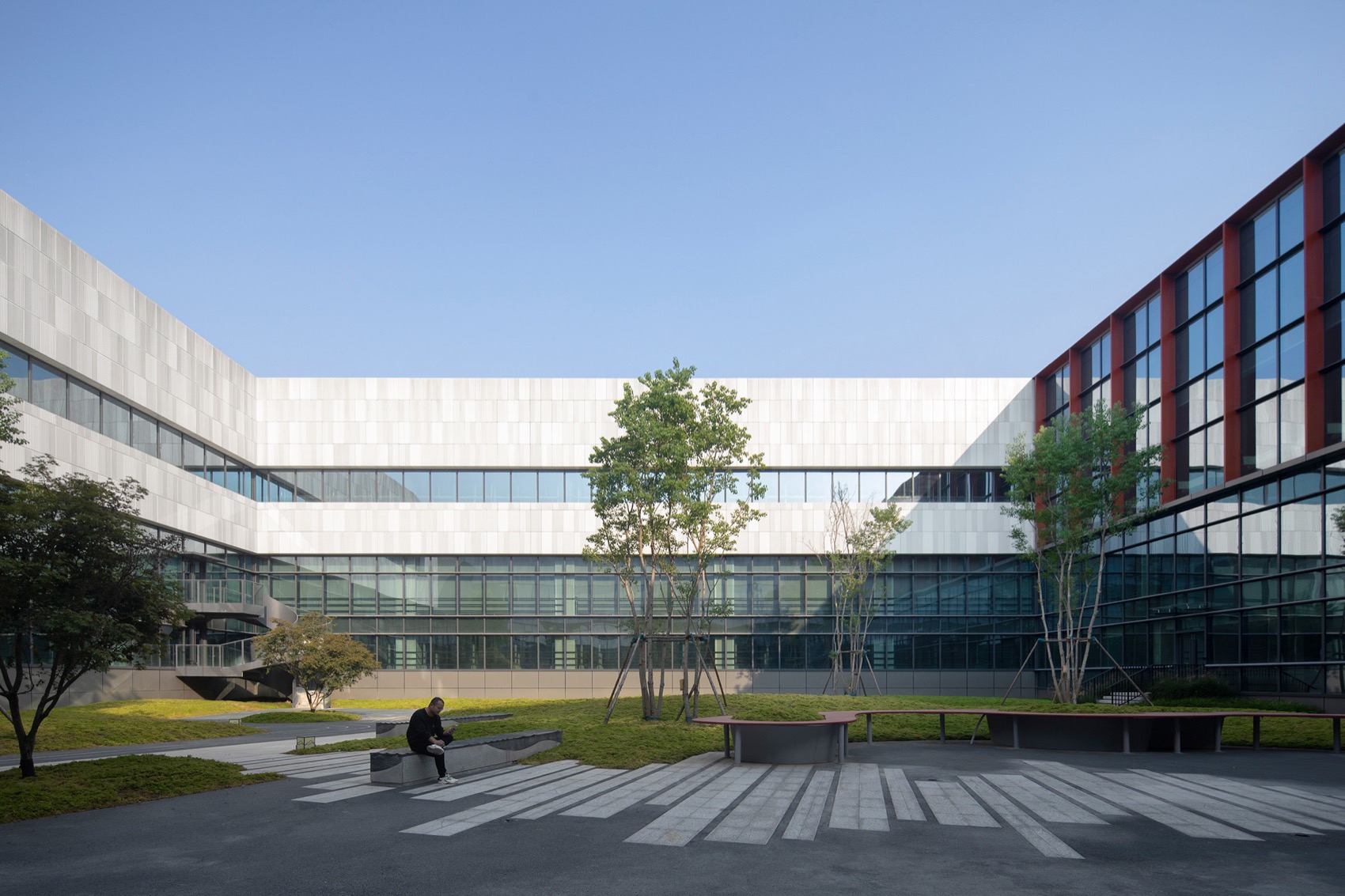 成都天府兴隆湖实验室丨中国成都丨江苏中锐华东建筑设计研究院有限公司荣朝晖工作室,杭州心象建筑设计公司-26