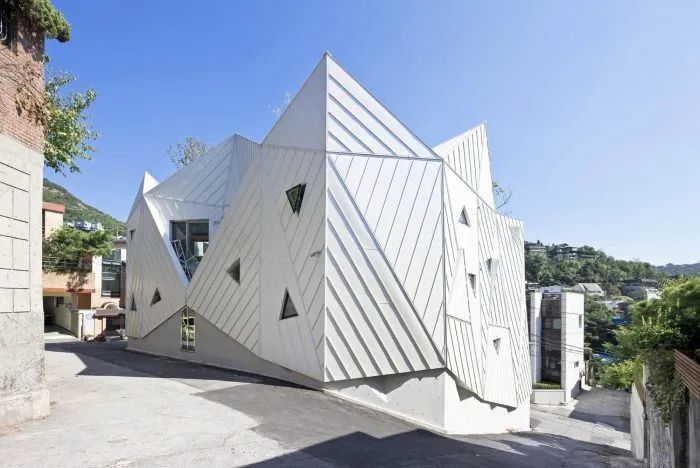 绿意盎然的自然景观建筑丨韩国首尔丨IROJE KHM Architects-5