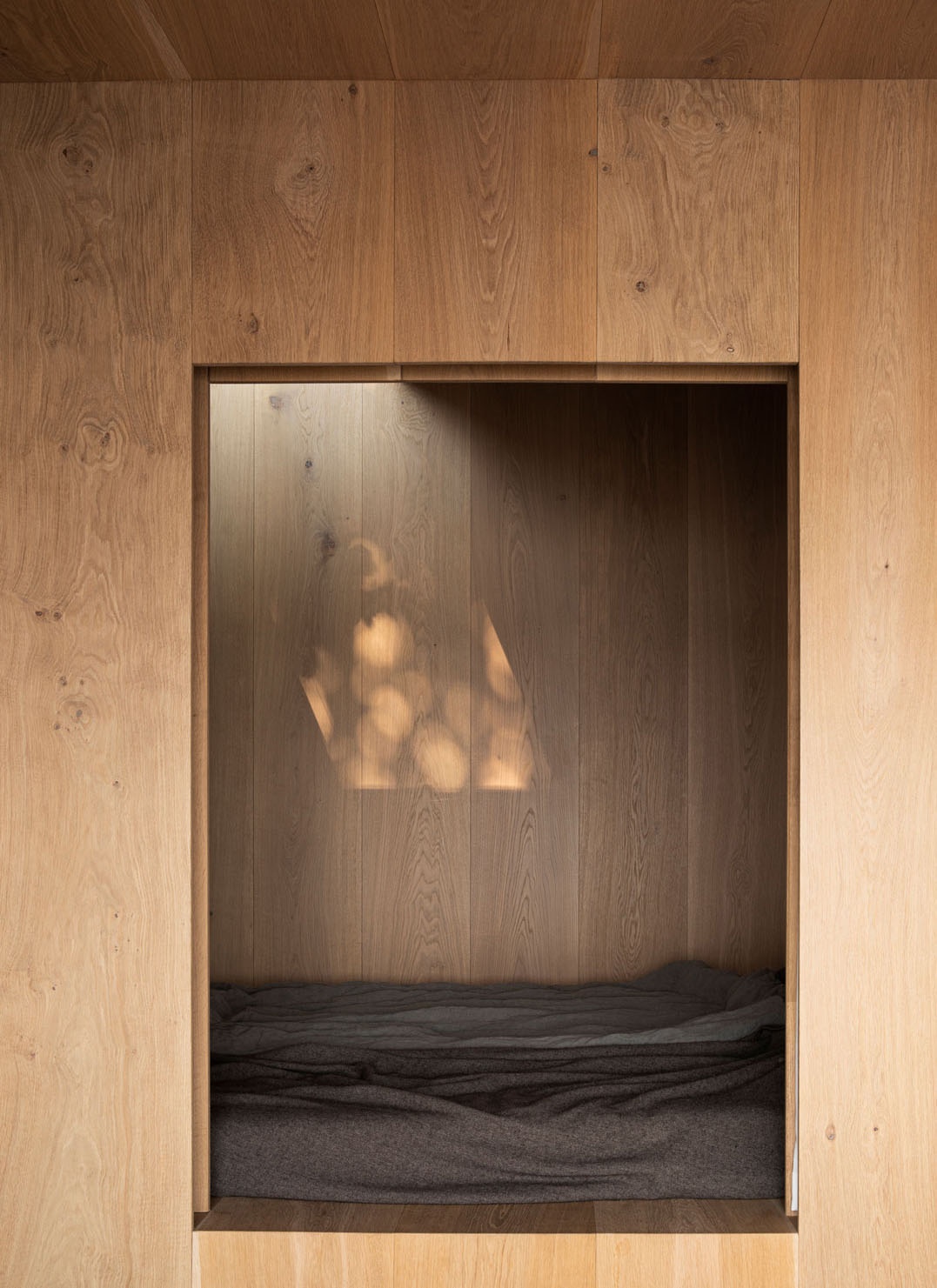 峡湾船屋丨Norm Architects-32