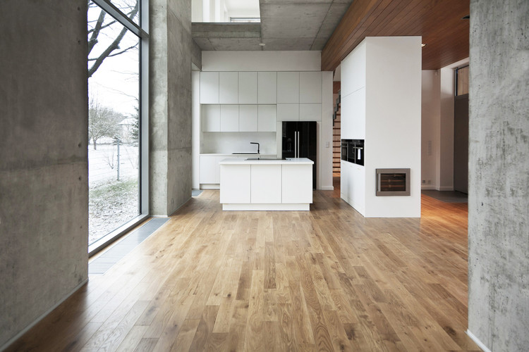 波兰 Konstancin-Jeziorna L 形节能住宅-28