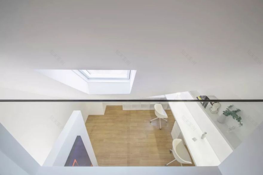 135m²怪异阁楼,创意爆改为艺术画廊式舒适三层!-64