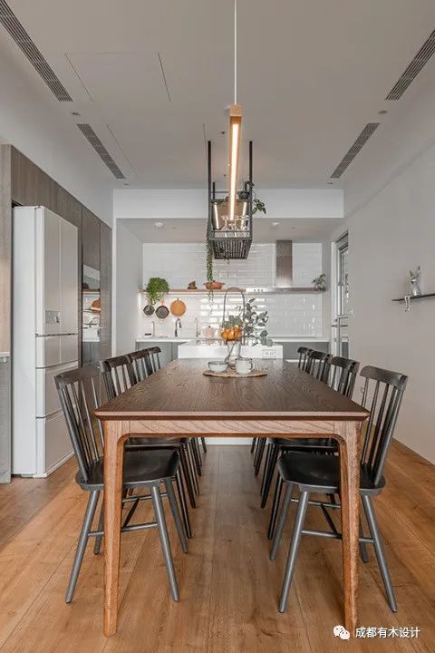 原木温润现代简约景观宅丨思锐-42