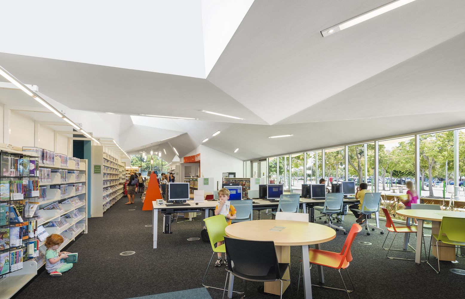 Pico Branch Library  Koning Eizenberg Architecture-34