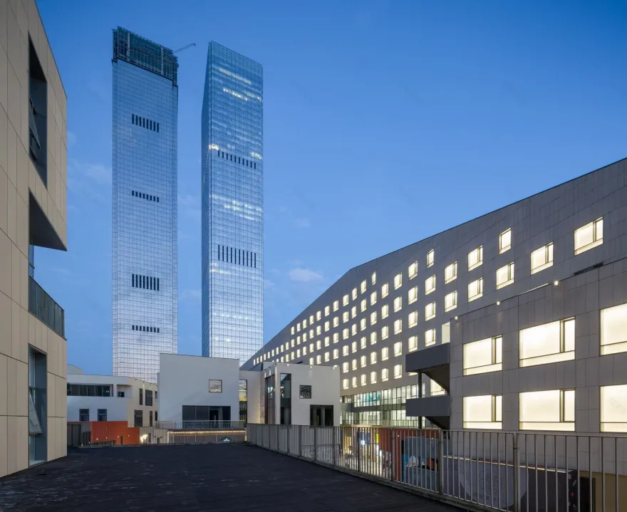 SHUM YIP Upper Hills LOFT-41