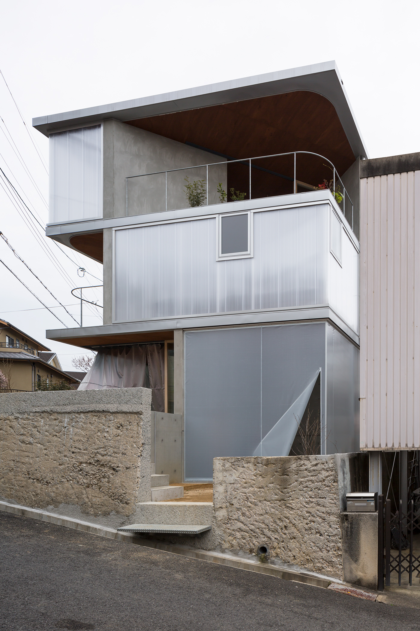 绫目池的房子丨日本奈良丨Ippei Komatsu Architects-25