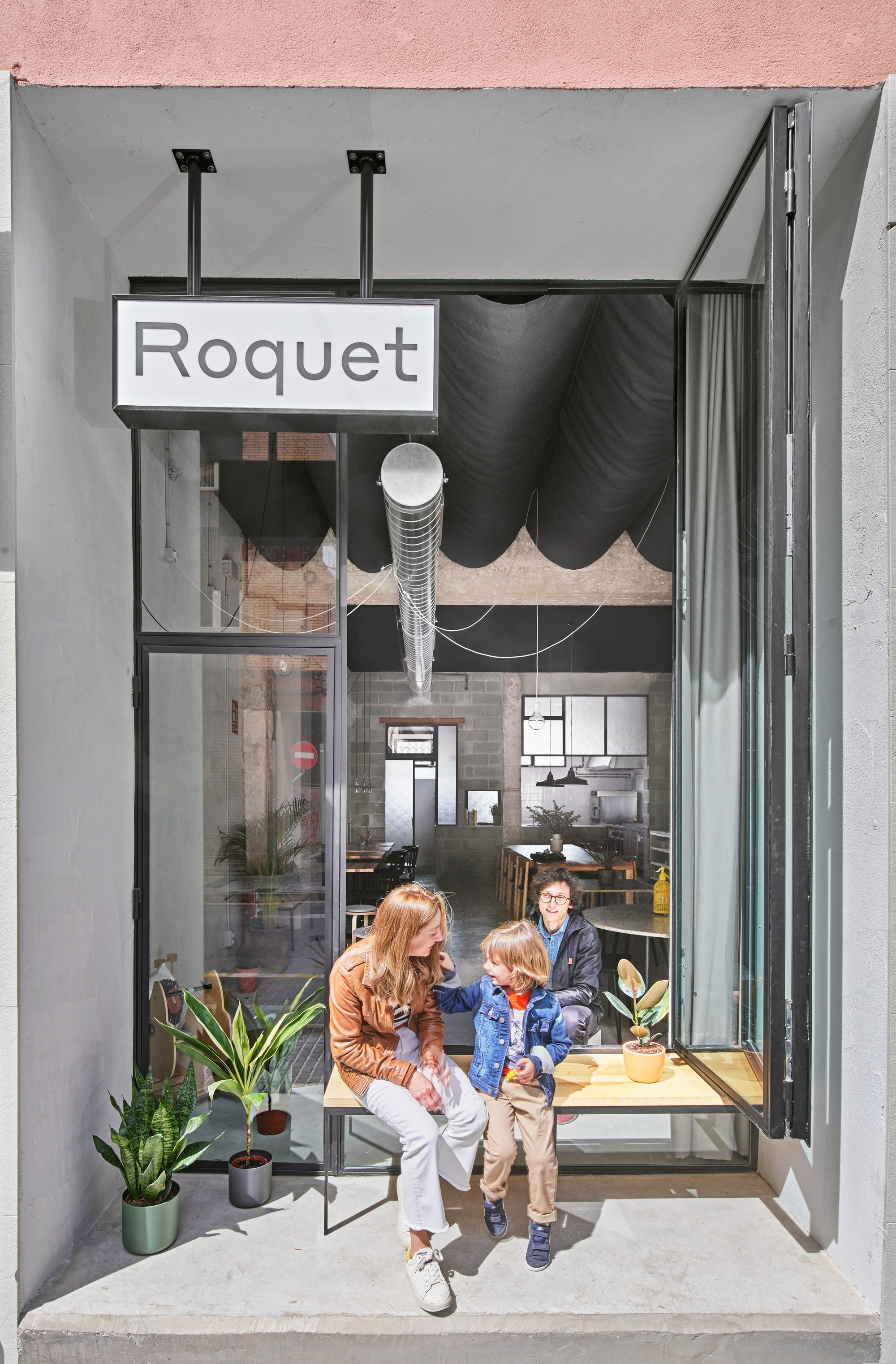 Roquet Coffee Shop-13