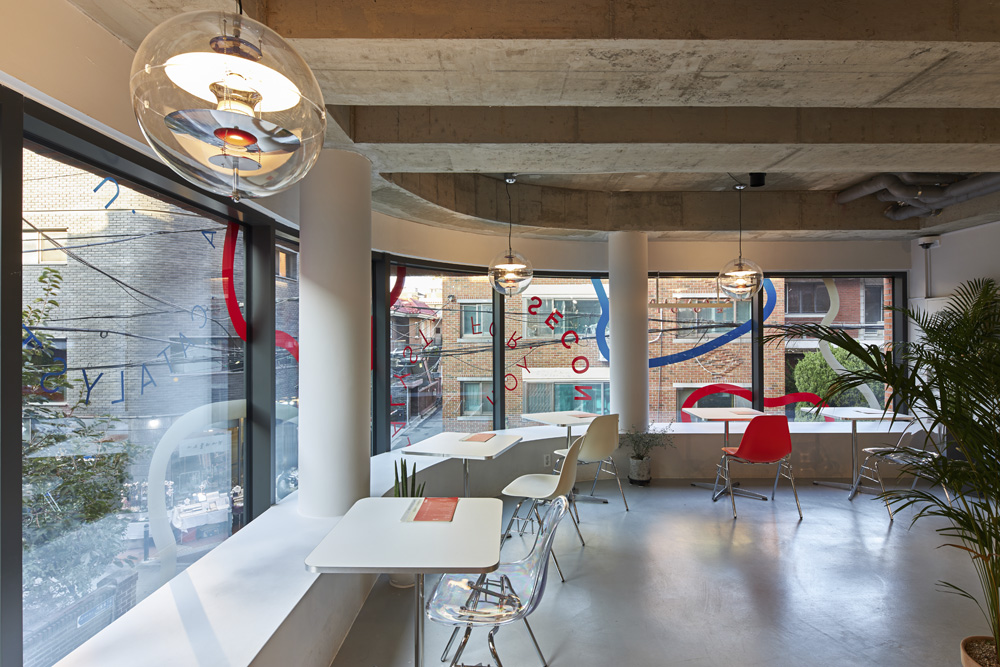 28 坪现代简约风咖啡厅，首尔城东区成寿洞 Brunch 咖啡厅设计-10