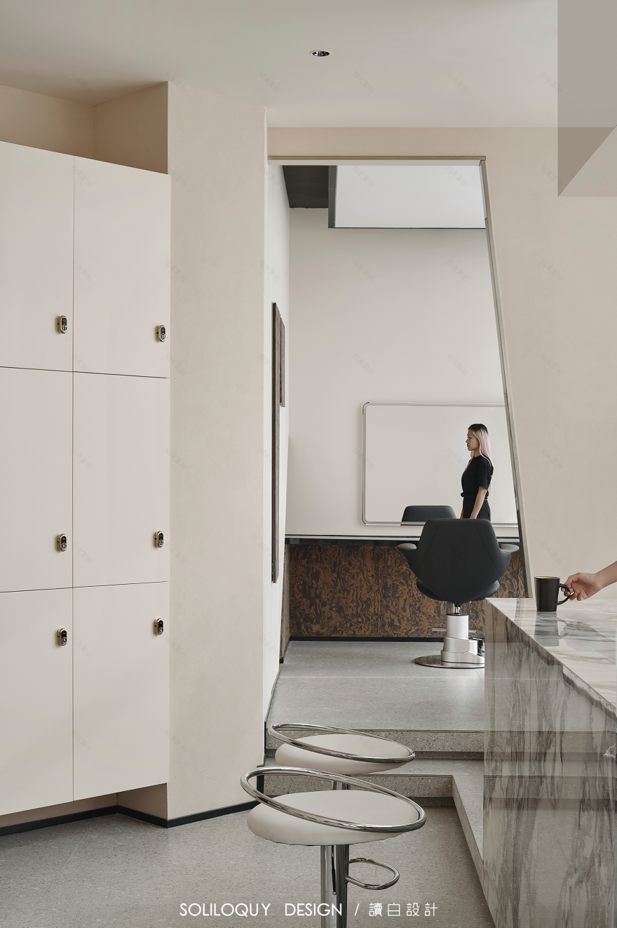 传业 2·0 或 川页 2·0 或 钏业 2·0 等(具体需根据实际含义确定)丨中国南京丨SOLILOQUY DESIGN-13