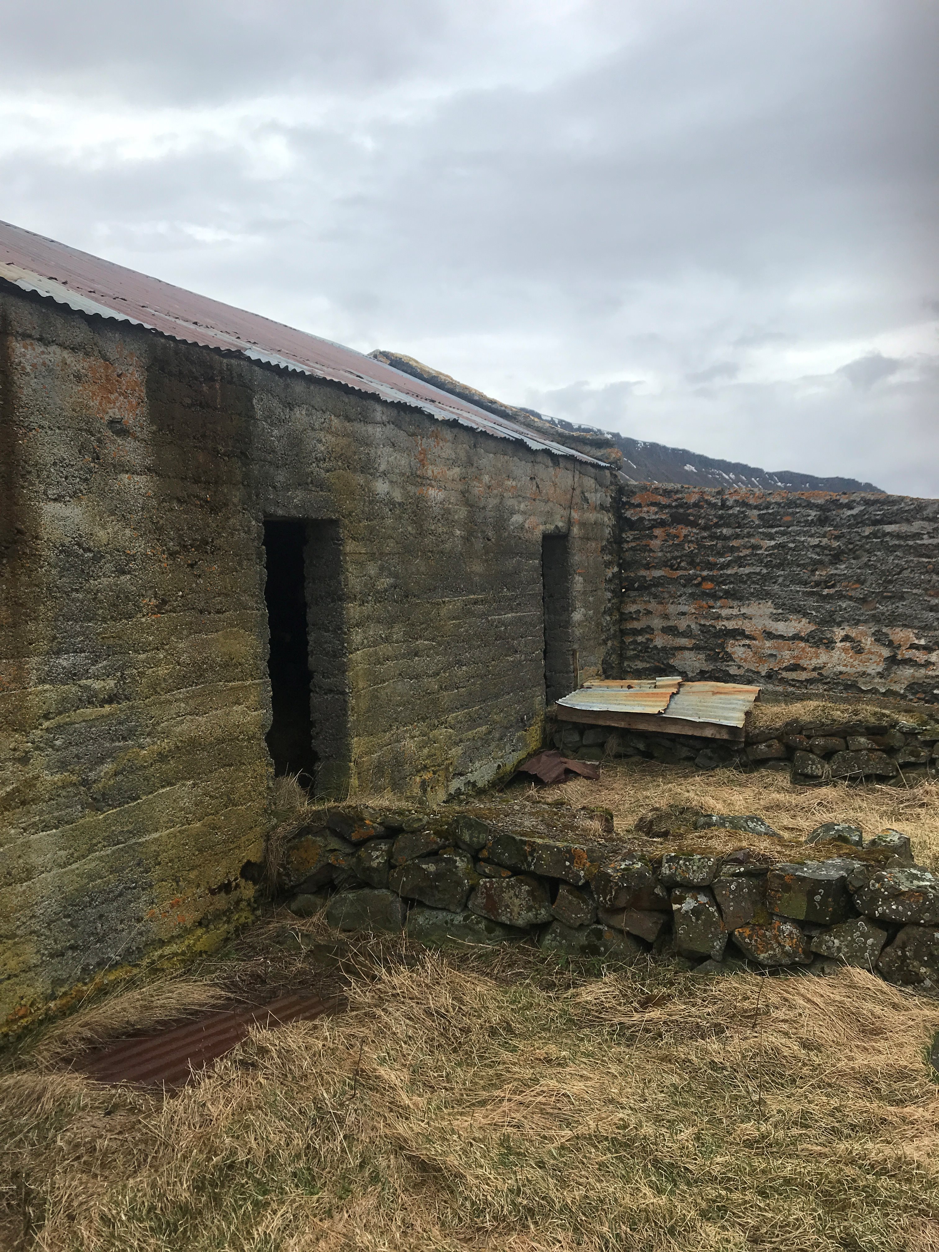 冰岛原生态艺术家工作室与度假屋改造-67