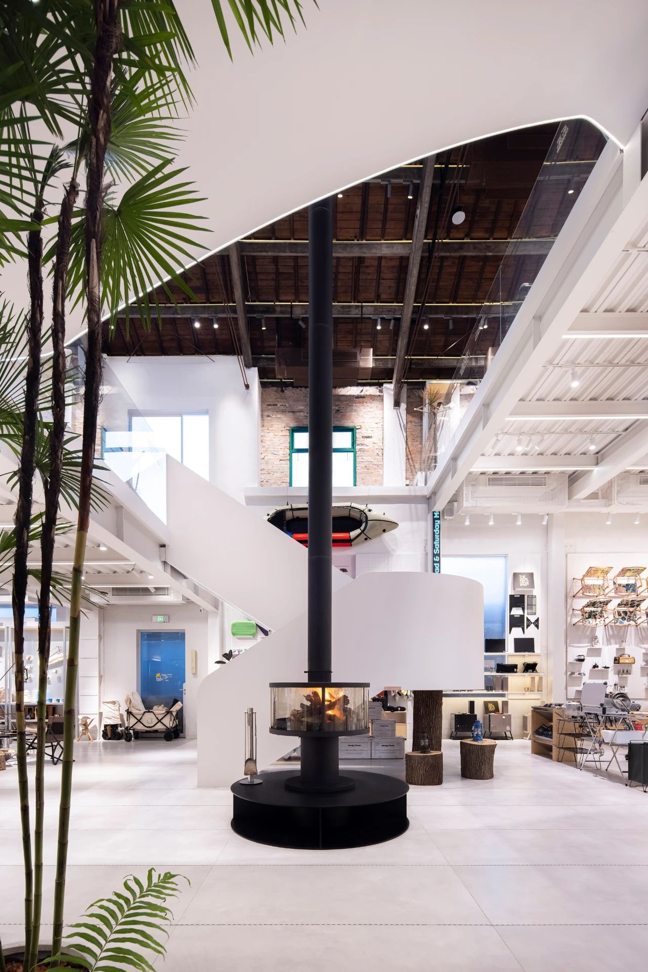 BACKROAD 户外集合店丨中国杭州丨杭州观堂室内设计有限公司-29