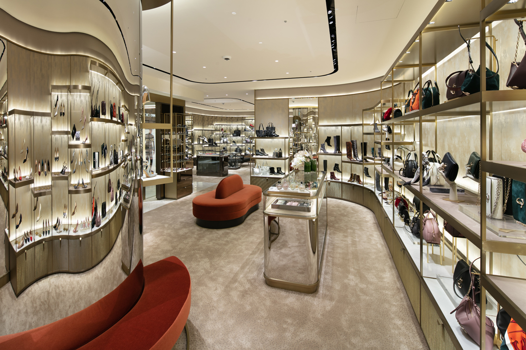 大阪 Daimaru 心斋桥购物中心 Jimmy Choo 店-10