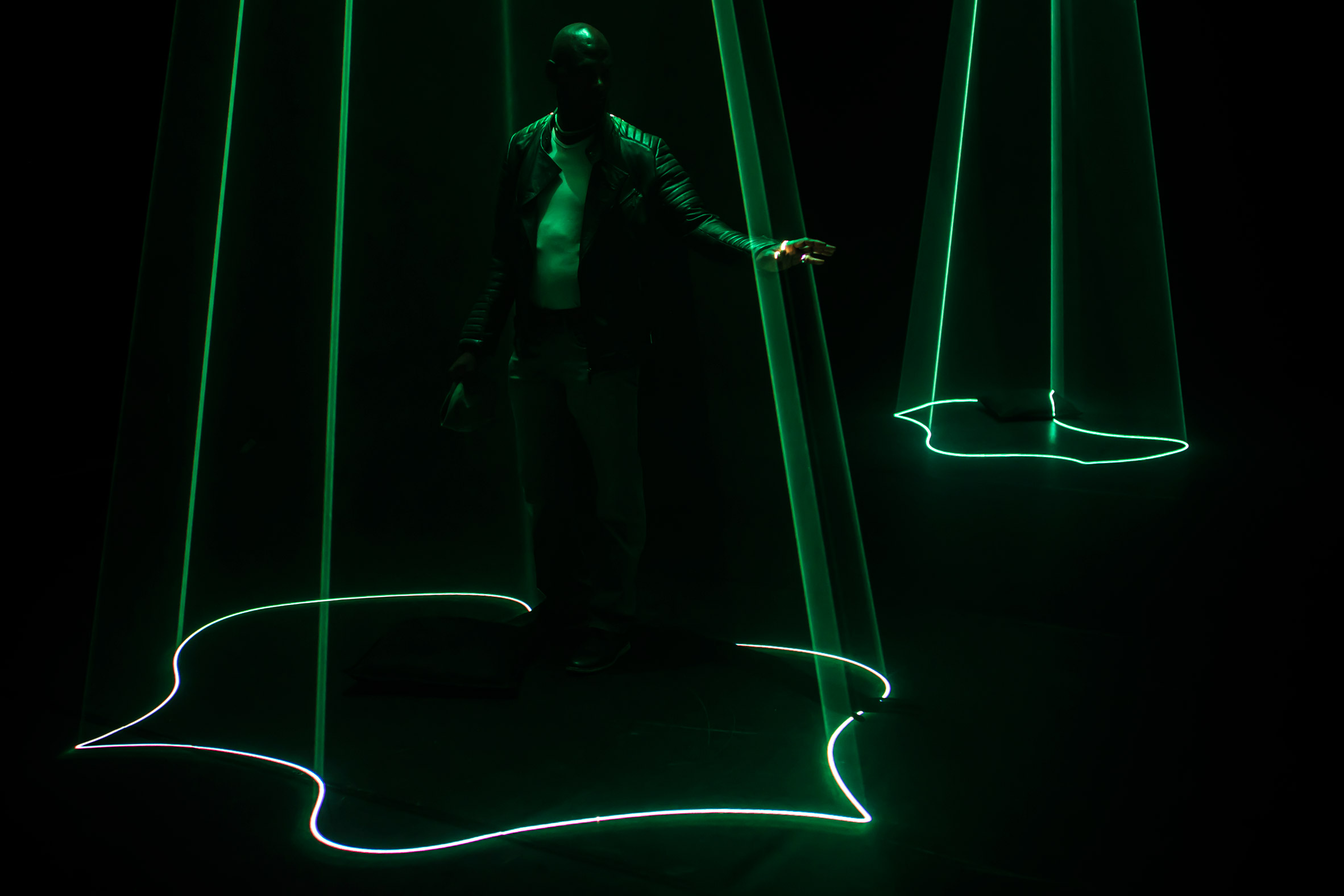 Audiovisual installation transforms emotions into beams of light-6