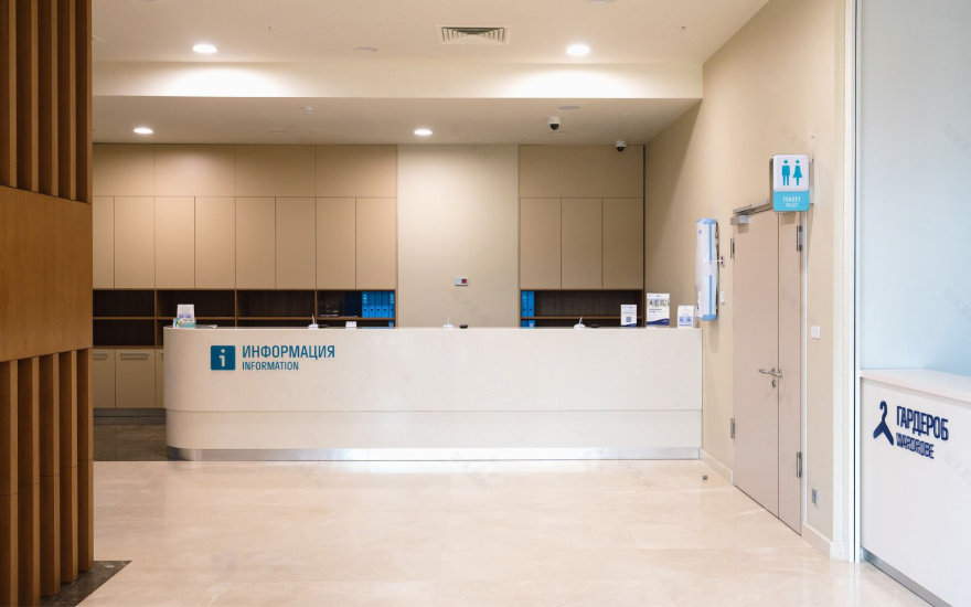 High-Tech Clinic Beloostrov Wayfinding System-27