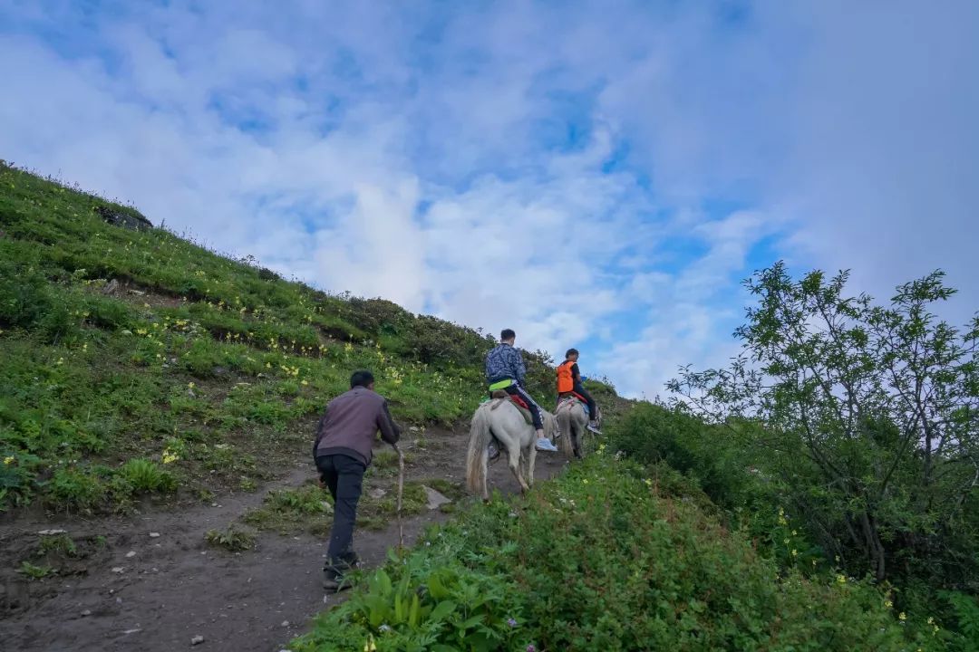 乐梵乐游阿坝徒步团建——挑战与互助的旅程-94