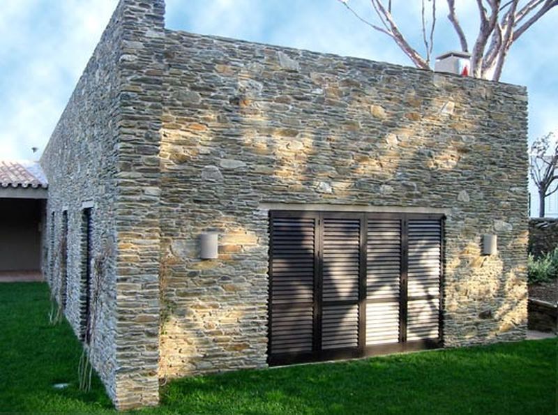 294C 独栋带泳池单户住宅丨西班牙赫罗纳丨AMOROS ARQUITECTES-13