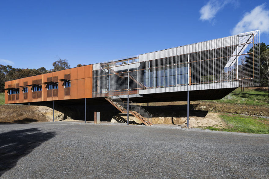 A Long, Narrow House Nestled into the Side of Mount Macedon-10