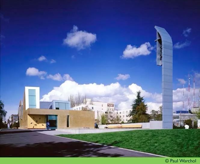 霍尔建筑之光 | 空间氛围的神奇创造者-111