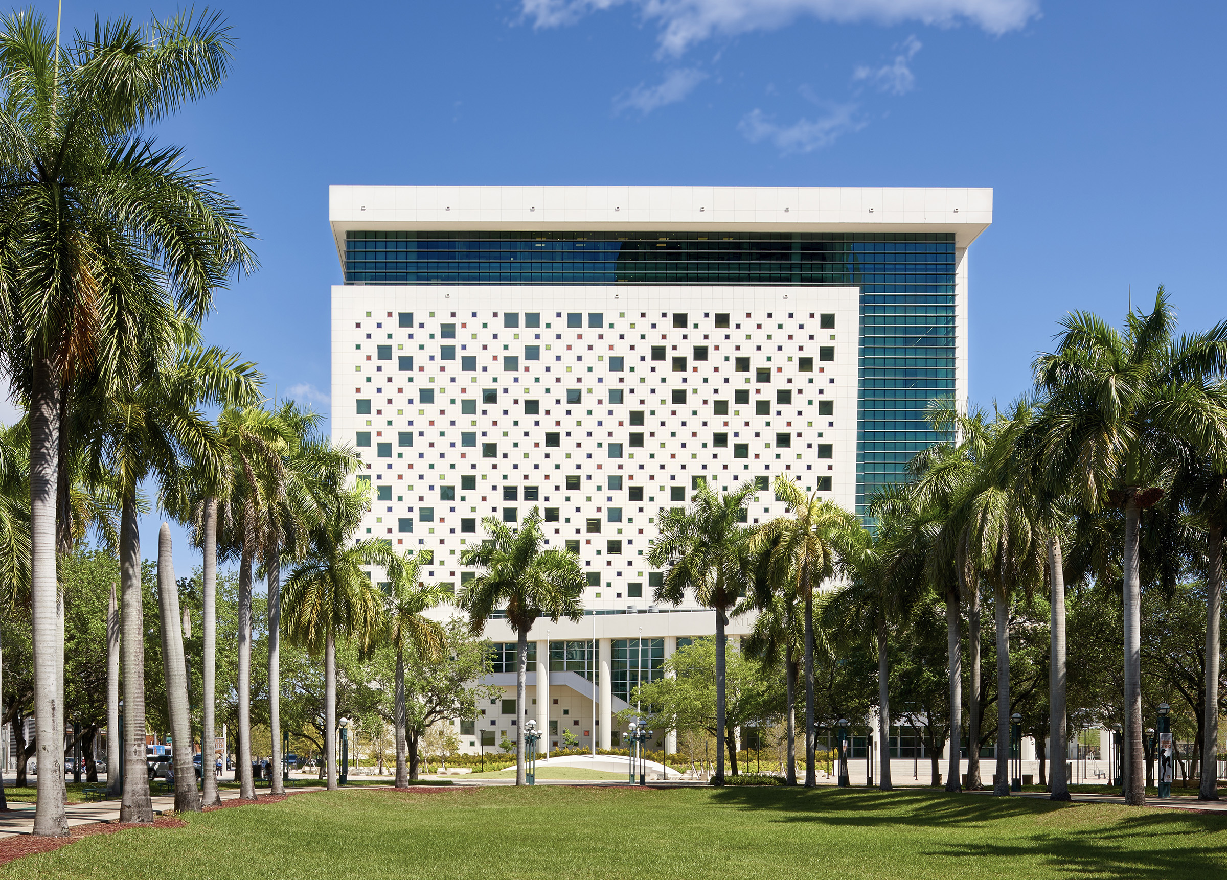 judge seymour gelber and judge william e gladstone miami dade childrens courthouse-7
