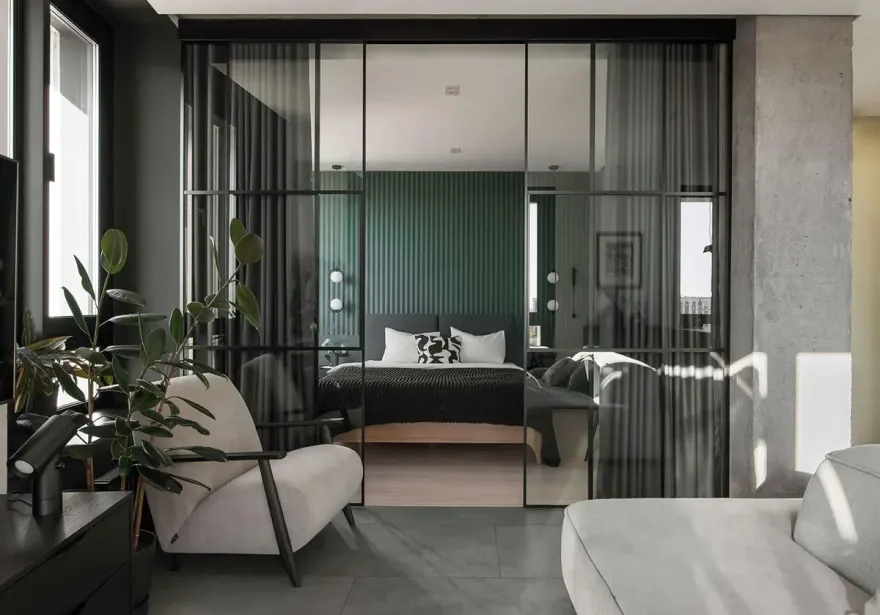基辅 69 平米黑白绿时尚公寓设计-1