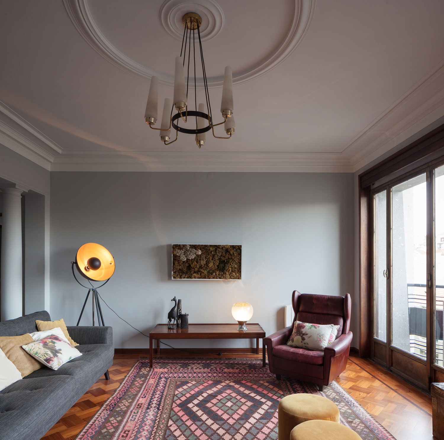 1940s Retro Apartment Renovations in Porto by Atelier In Vitro-26