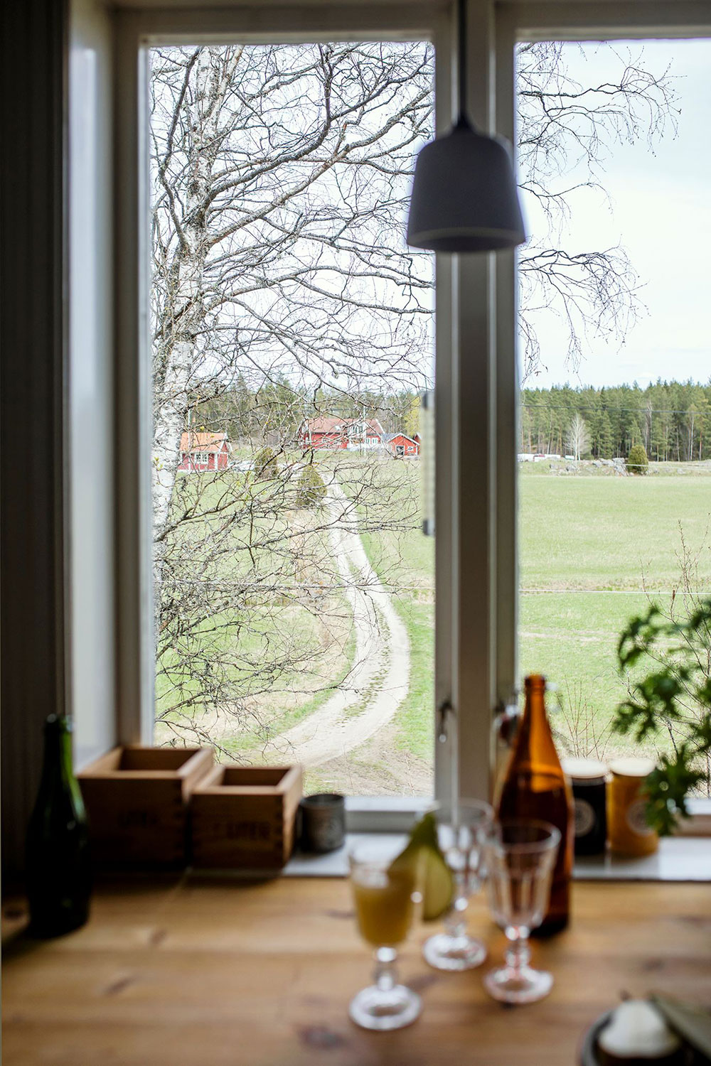 瑞典老夏季度假小屋的现代翻新-14