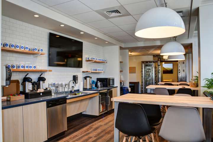 阿默斯特工程（假设Amherst为地名，Works有工程、项目等含义，具体需结合更详细语境确定，这里先给出一个可能的翻译） 丨美国丨Kuhn Riddle Architects-16