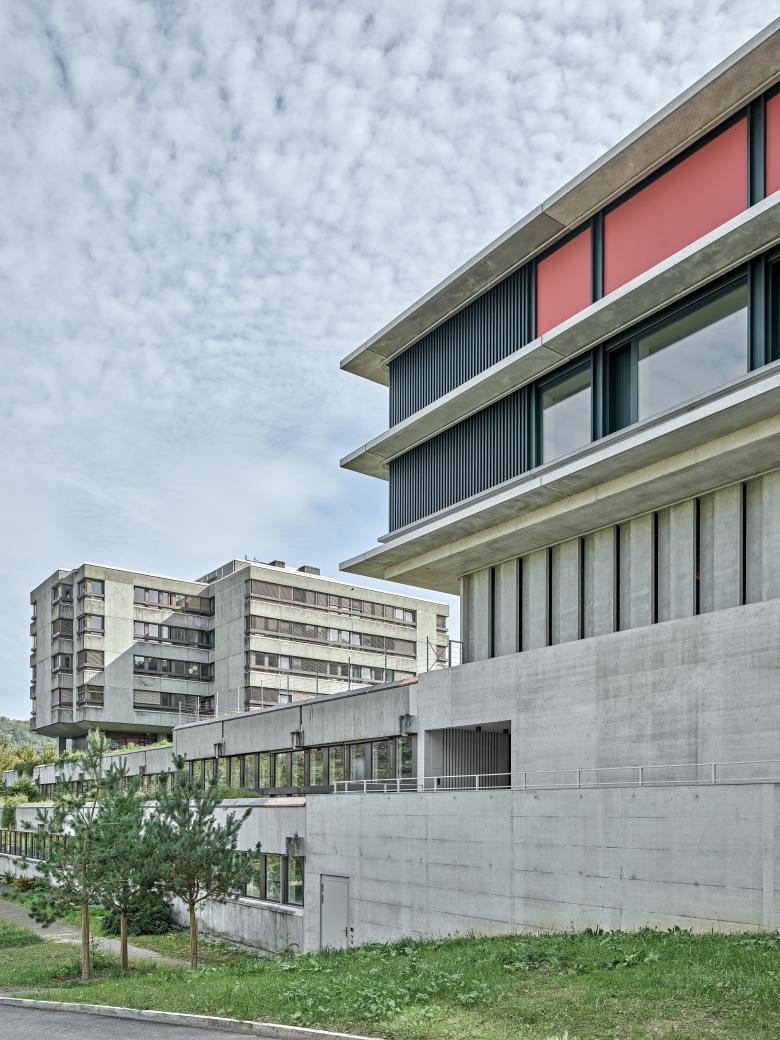 巴塞尔州精神病诊所丨瑞士丨Burkard Meyer Architekten-4