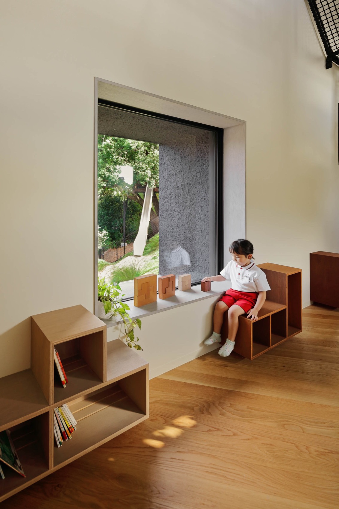 FK幼儿园与日托，日本 / HIBINOSEKKEI + Youji no Shiro + KIDS DESIGN LABO-28