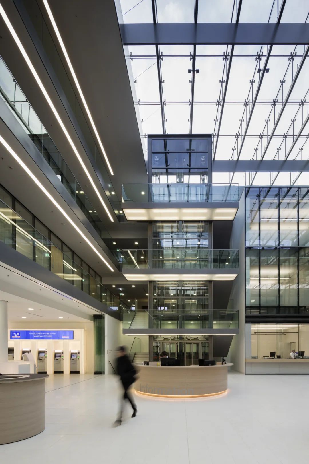 德国大众银行克雷费尔德总部丨盖博建筑设计-55