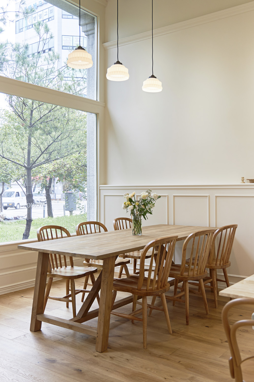 23 平米温馨金浦咖啡馆，白色木调打造舒适空间-16