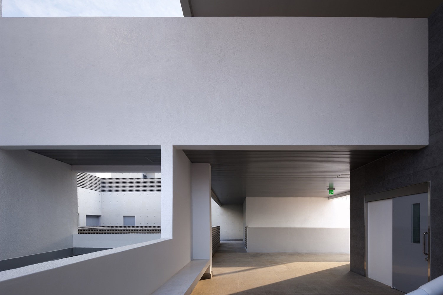 岛居社区中心 | “水”中围出的公共空间-47