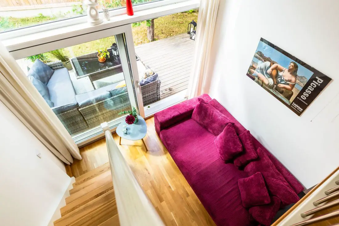 23 平米迷你瑞典小屋，温暖舒适的空间设计-3