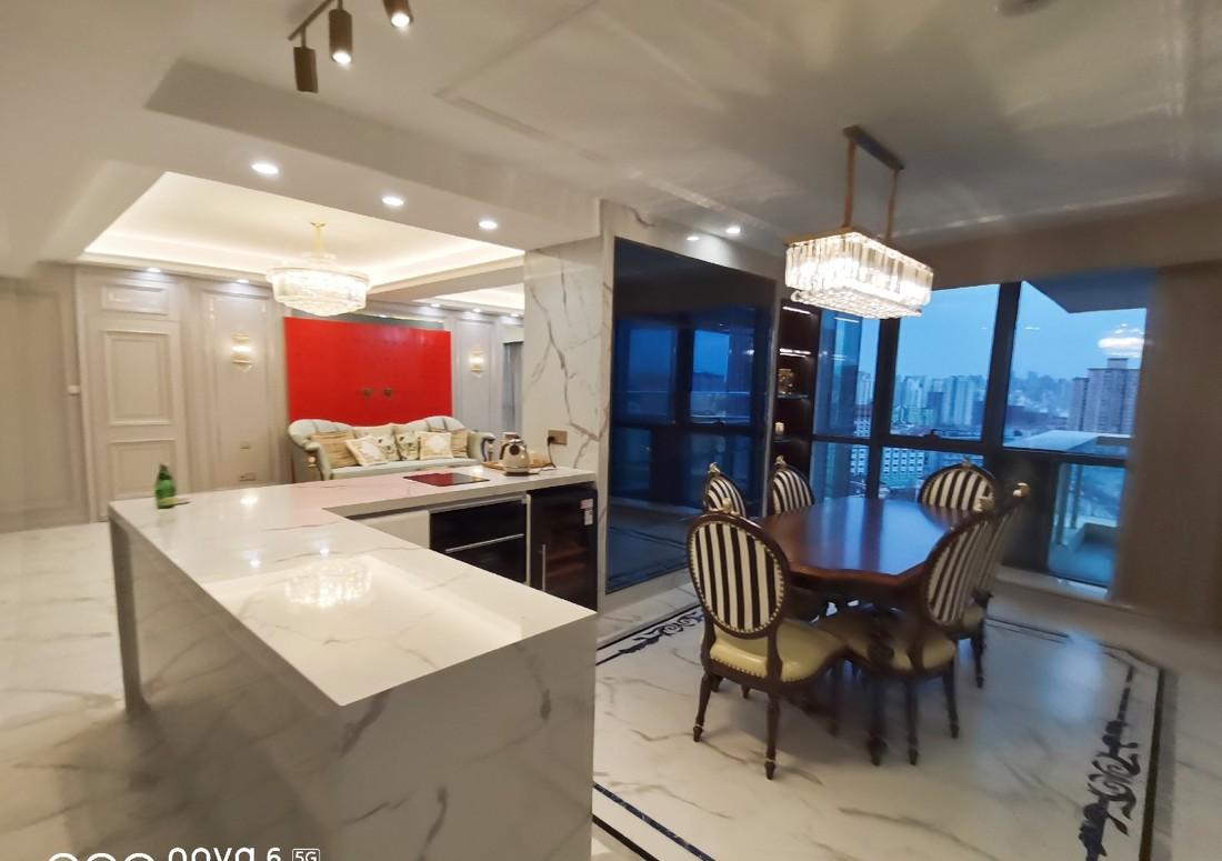 美式轻奢“镜中水月”——融合中西元素的现代家居设计-2