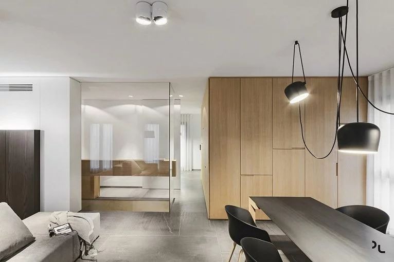 意大利简约大宅的柔和色调空间美学-25