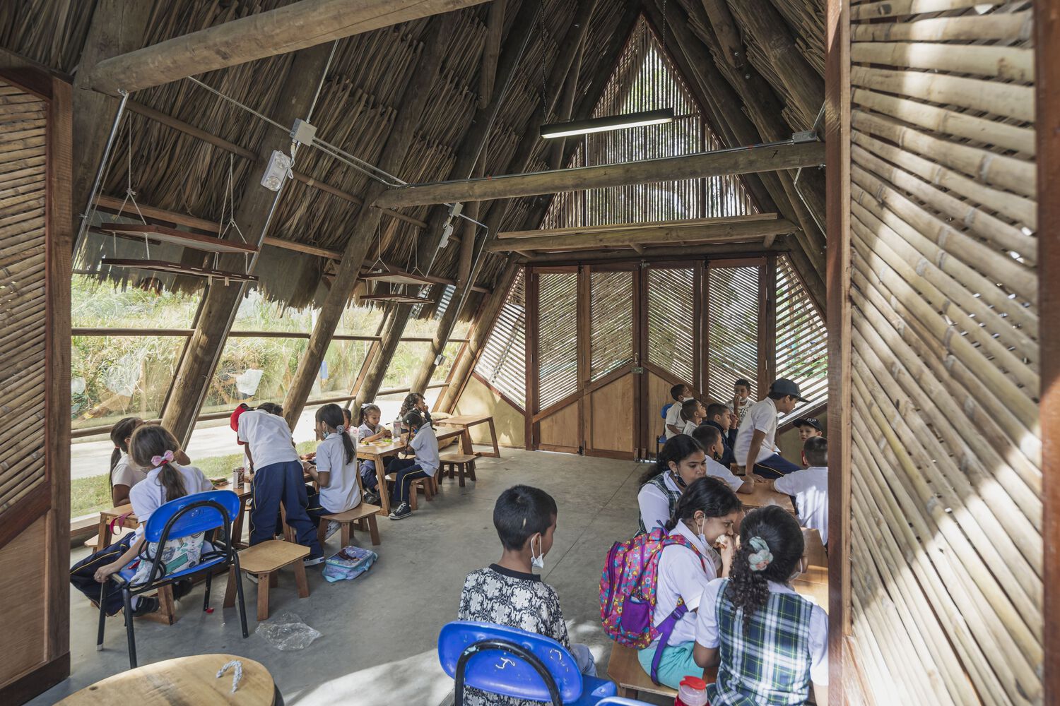 哥伦比亚环保教室丨Plan:b arquitectos-22