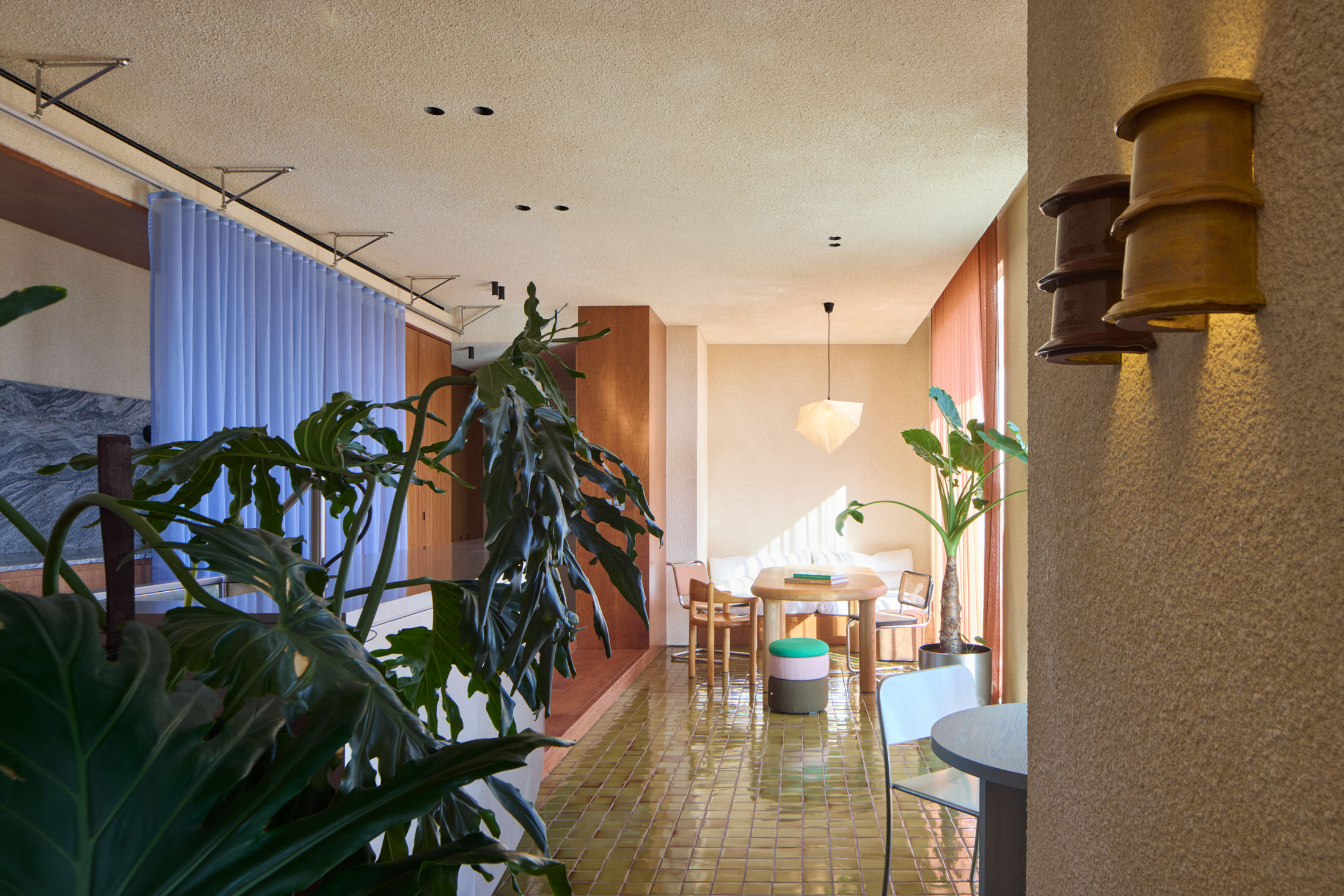 Mid-Century Vibes in Modern Dubai: Al Barari Apartment by Bone Studio.-47