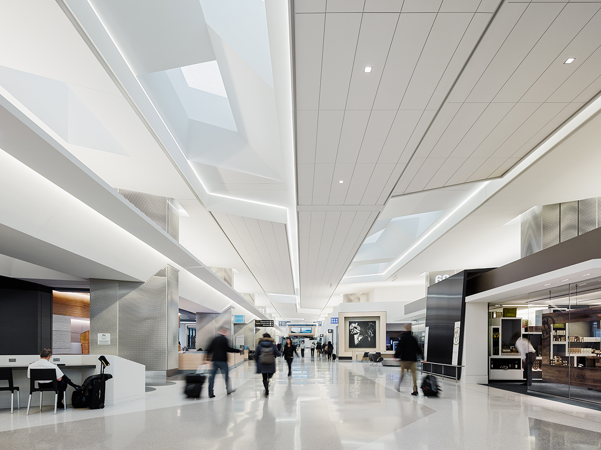 San Francisco International Airport, Boarding Area E | Gensler-20