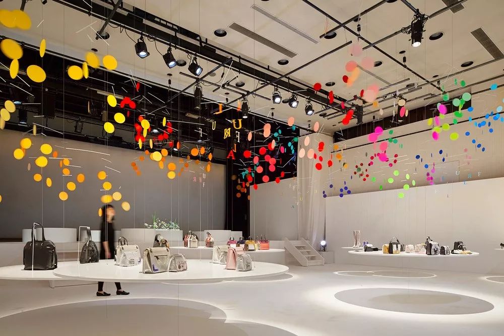 色彩大师Emmanuelle Moureau·的惊艳设计作品丨日本东京-106