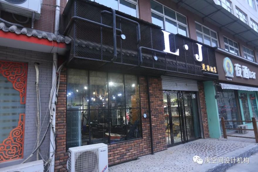 洛阳 LJ 烫染潮店,黑铁工业风的设计魅力-13
